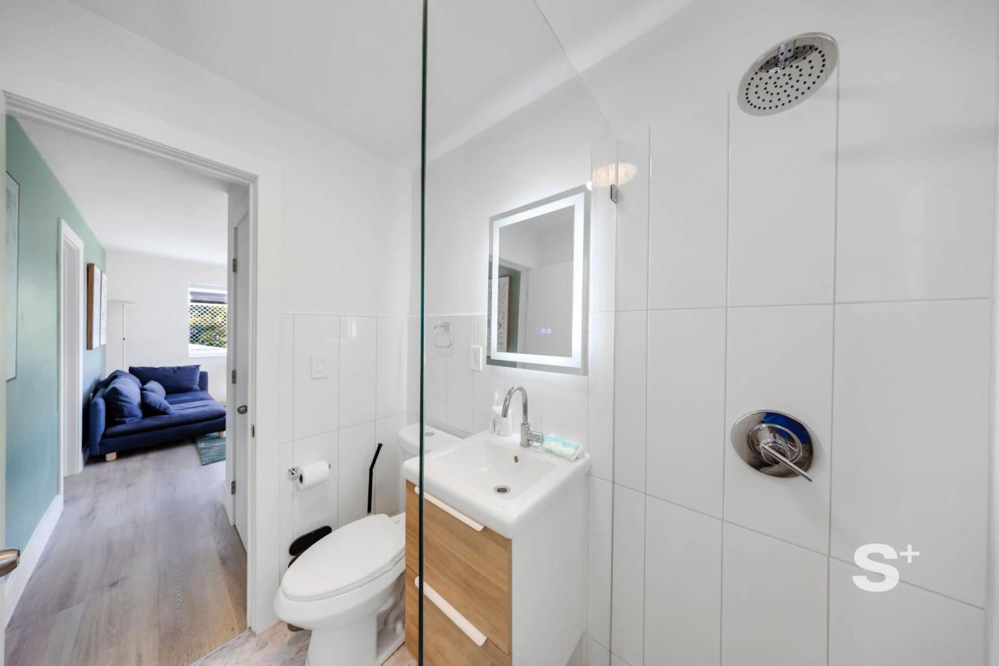 Apartment Stylish 1-br With Modern Flair Miami